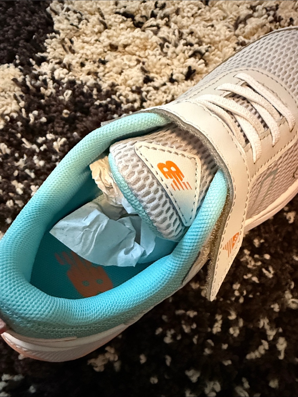 New Balance Kids Gray, Mint & Coral Sneakers Velcro Closure Size 2.5 NWT - Picture 4 of 6